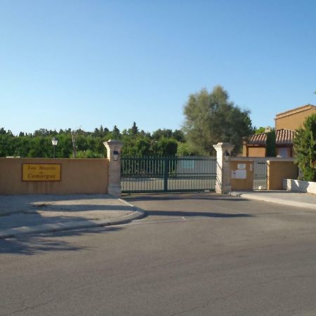 Appartement Dans La Residence Les Mazets De Camargue Arles Exterior photo